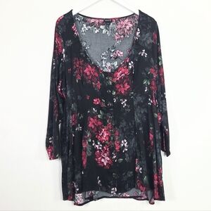 Torrid Hi-Low Black Floral 3/4 Sleeve Pullover Blouse Size 2X